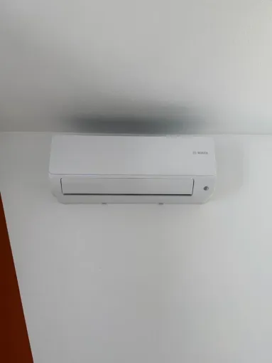 Pose d'une climatisation Bosch 6000 3,5kW sur la commune de Marseille 15ème, Marseille, SIDPROGAZ
