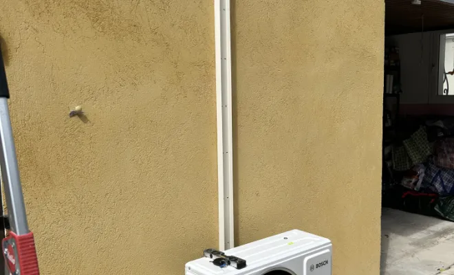 Installation d’un climatiseur mono-split Bosch dans une chambre à Six-Fours-les-Plages, Marseille, SIDPROGAZ